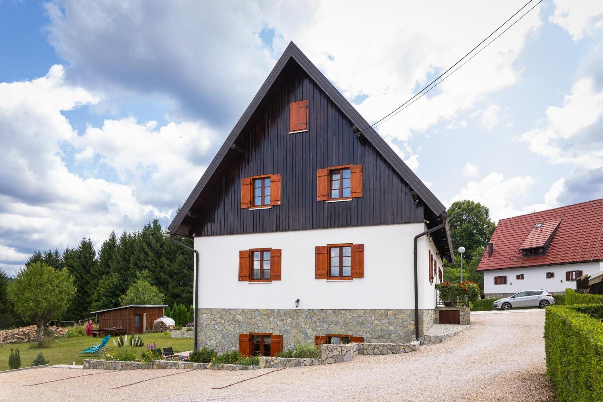 Hotel Green Lakes House Mukinje Zewnętrze zdjęcie