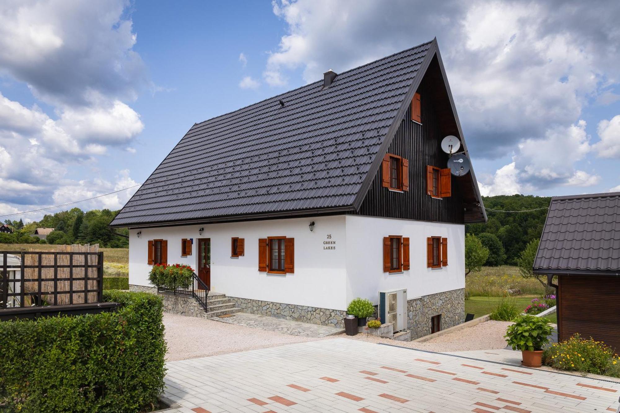 Hotel Green Lakes House Mukinje Zewnętrze zdjęcie